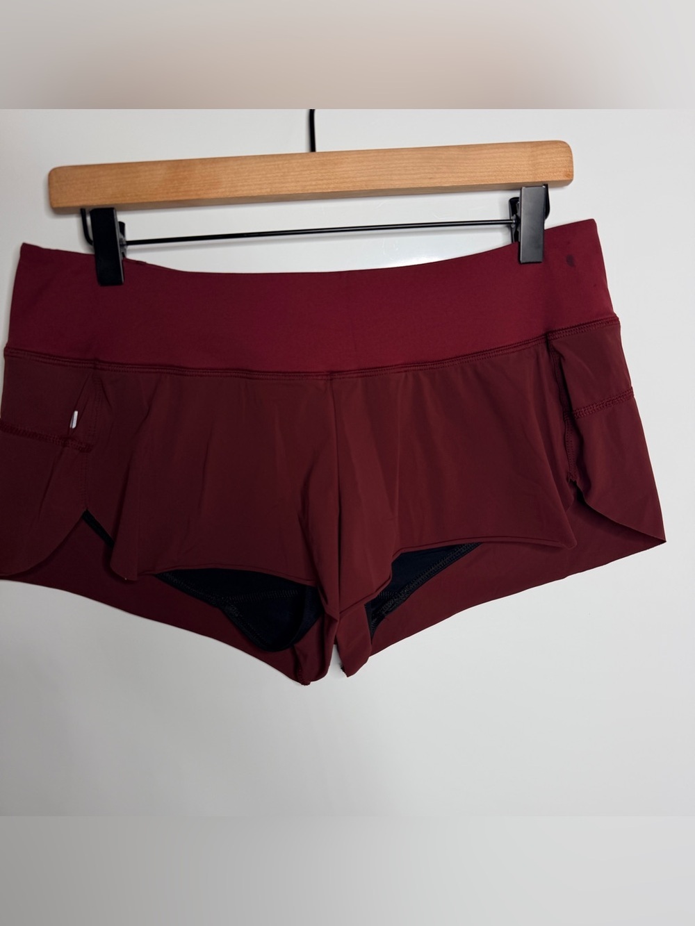 NOBULL Women's Red Solid Athletic Shorts Elastic Waist Pull On Gym Training